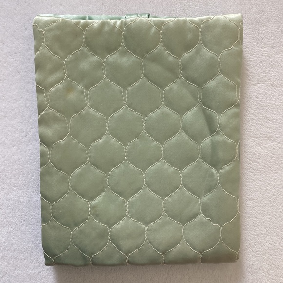 💐Rare💐Vintage 1950’s Quilted Silk Lingerie Bag’s Set of 2 - Picture 5 of 15